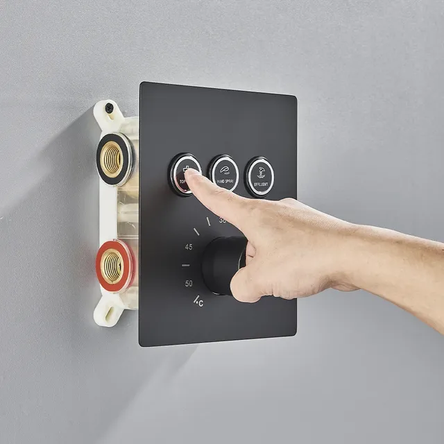 Pommeau de douche au plafond intégré noir – vue 4