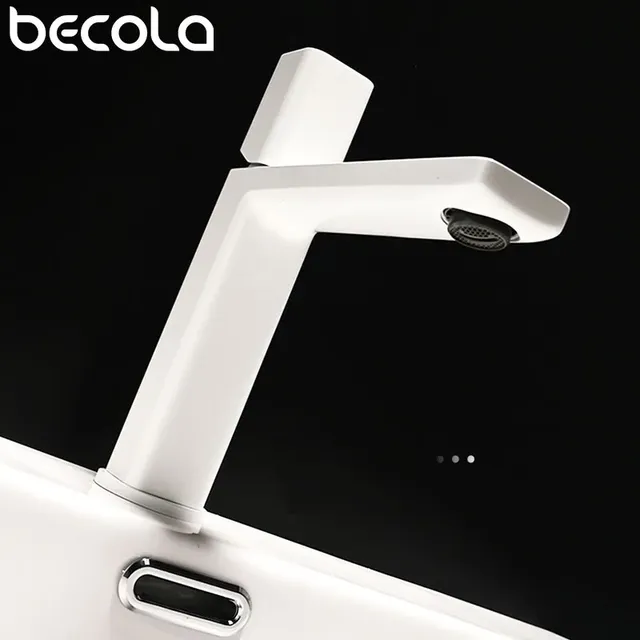 Becola-Lavabo d'eau chaude et froide monté sur le pont – vue 2