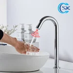 Robinets automatiques à capteur infrarouge sans contact pour salle de bains, robinets de lavabo chaud et froid sans contact, robinet d&rsquo;évier de salle de bains noir/Chrome