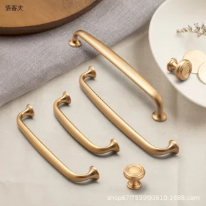 Poignée de porte d&rsquo;armoire, poignée de porte de garde-robe, poignée de tiroir, poignée de salle de bain dorée de style américain, poignée de porte de cuisine