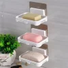porte savon adhésif mural trois étages plastique ventilé drainant fixation forte sans perçage design rangement triple capacité support vertical détachable