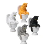 Modèle de siège de toilette chat de dessin animé, figurine d&rsquo;Auckland assis sur les toilettes, chaton, micro paysage, bricolage nickel é, ornement de bonsaï de jardin, décoration d&rsquo;intérieur