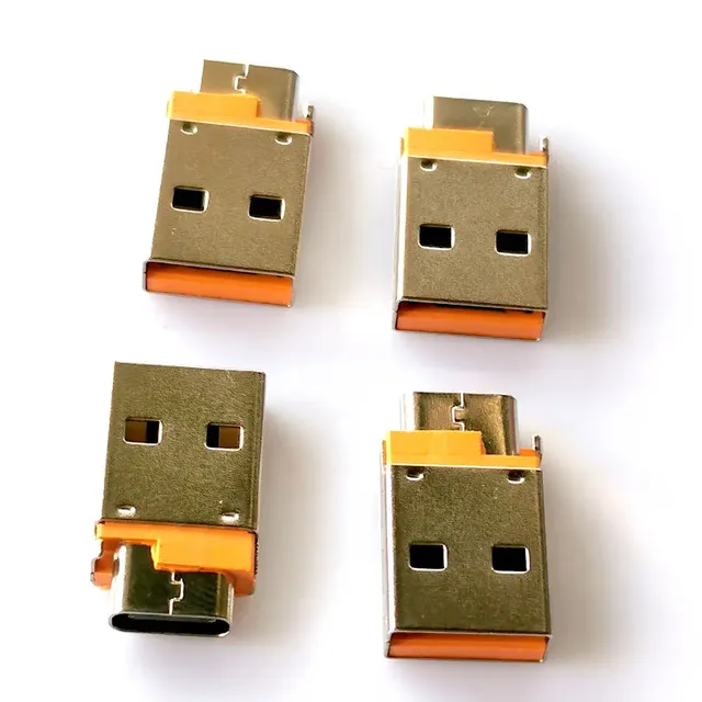 Adaptateur USB Type A mâle vers USB femelle – vue 4