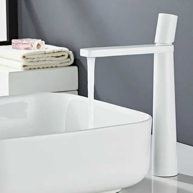 Robinet de lavabo de salle de bains blanc – vue 2