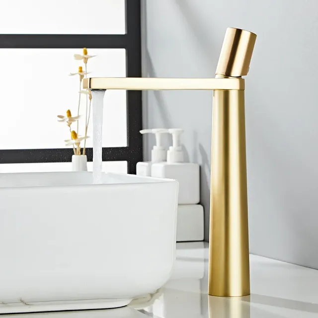 Robinet de lavabo moderne en laiton doré brossé – vue 2