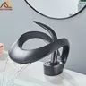 Robinet de lavabo cascade en laiton massif – vue 2