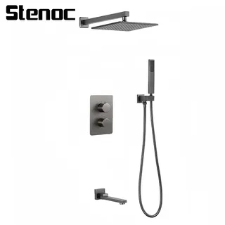 Ensemble de robinets de douche chromés