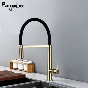 Robinet de cuisine en or brossé robinet d’eau chaude et froide tuyau noir mitigeur d’évier en or mat bec en cuivre sans plomb Robinet de cuisine en or brossé robinet d’eau chaude et froide tuyau noir mitigeur d’évier en or mat bec en cuivre sans plomb