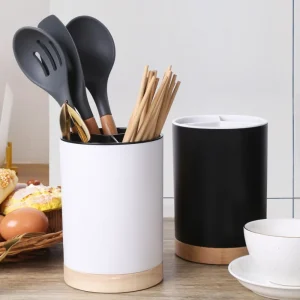 rangement ustensiles cuisine compact compartimenté trois compartiments vidange rapide polypropylène bois naturel antidérapant stable détachable facile nettoyage imperméable mat minimaliste