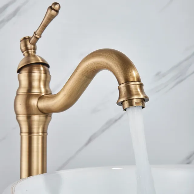 Robinet mitigeur d'eau chaude et froide – vue 4
