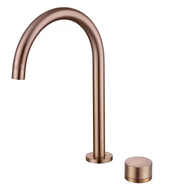 Robinet de lavabo en or brossé – vue 3
