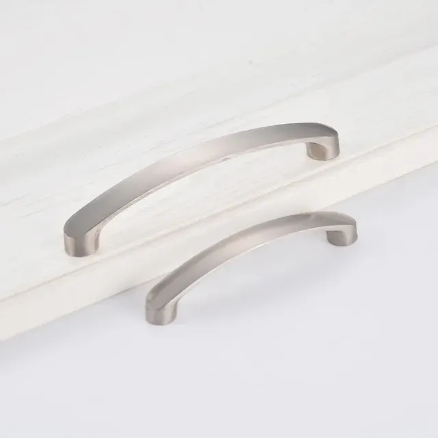 Poignée meuble aluminium argent brossé satiné incurvée…