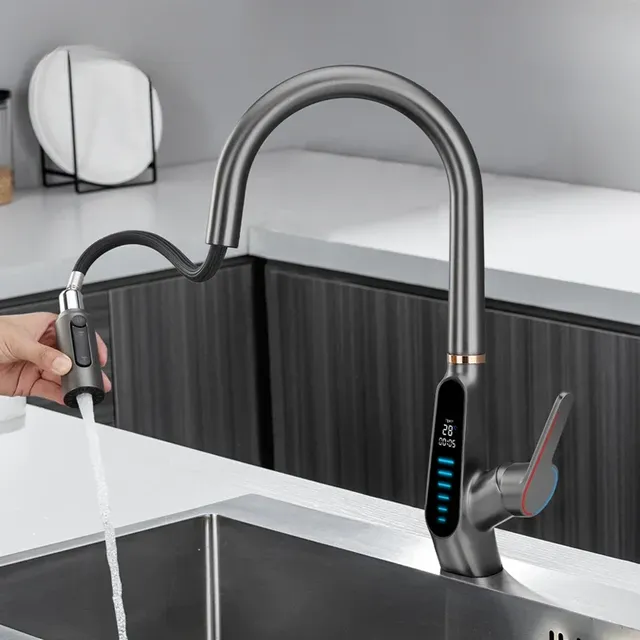 Robinet de cuisine tout en cuivre – vue 3