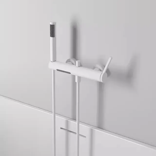 Ensemble de robinets de douche de salle de bains en or… – vue 2