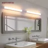 Applique murale LED au design moderne – vue 1