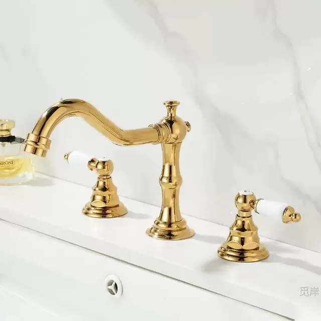 Robinet d'eau chaude et froide de luxe – vue 6