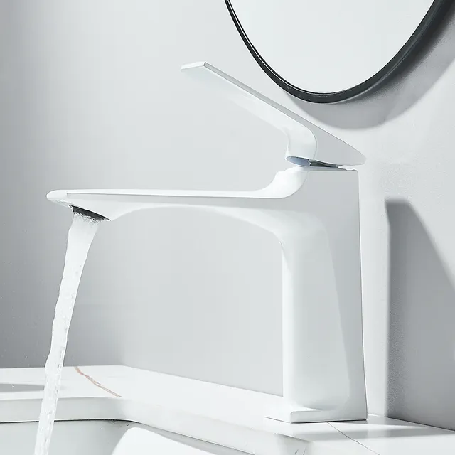 Robinet de lavabo chromé – vue 6