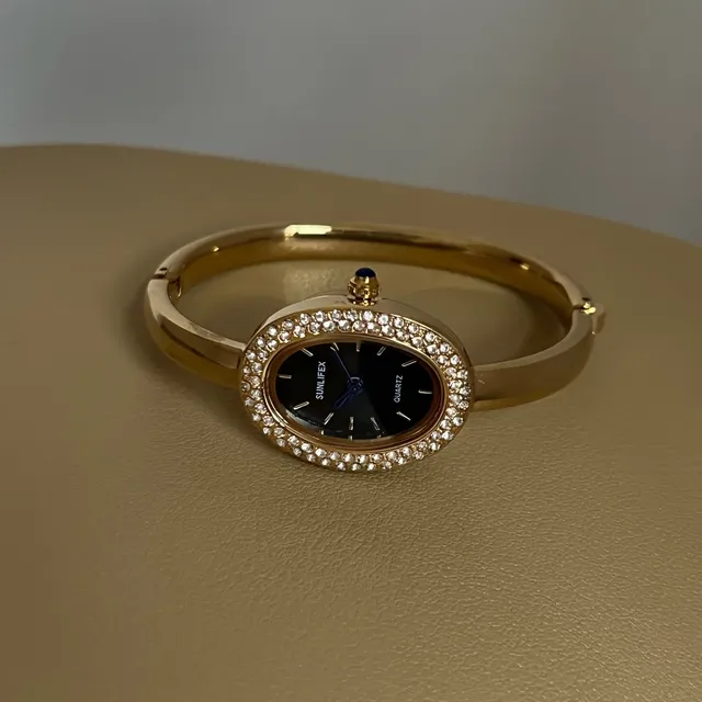 Montre ovale pour femmes – vue 4