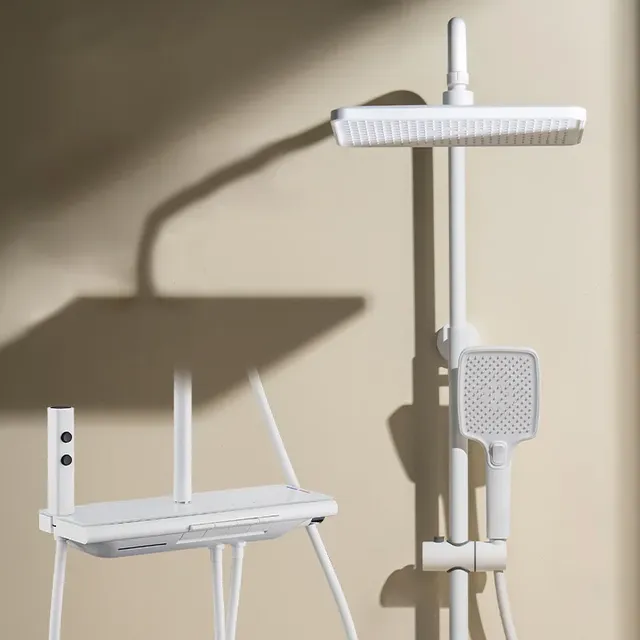 Système de douche à lumière ambiante avec bouton de piano – vue 2