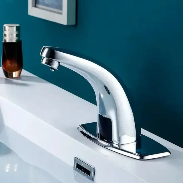 Robinet de toilette à économie d'eau monté sur le pont… – vue 3
