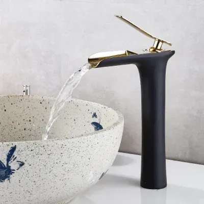 Robinets de lavabo dorés cascade robinet de salle de… – vue 4