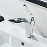 Robinet d'eau monté sur pont à poignée unique – vue 1