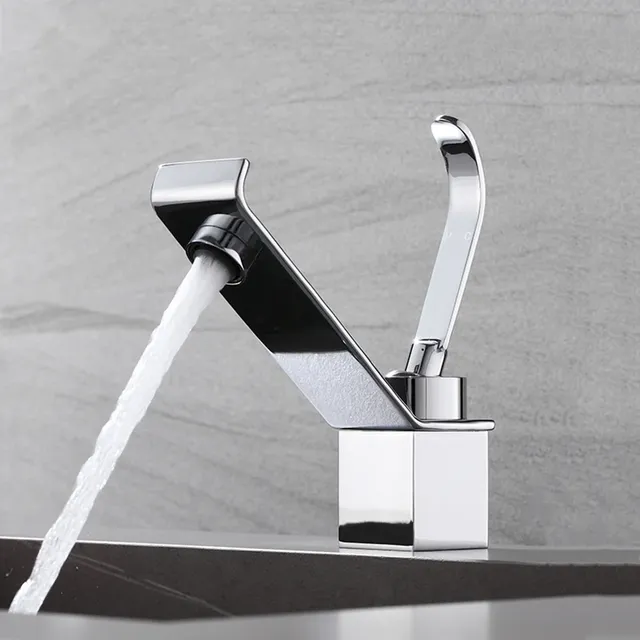Robinet de lavabo doré – vue 6