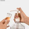 Distributeur de liquide avec échelle – vue 4