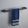Ensemble de matériel de salle de bain – vue 2