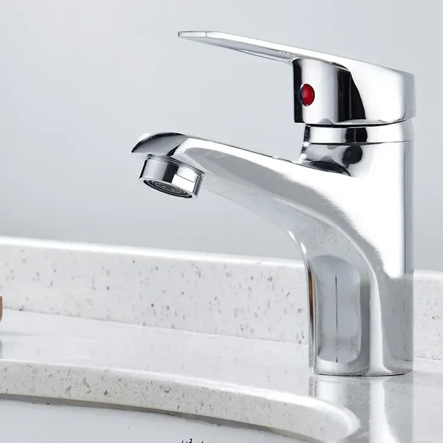 Robinet mitigeur chaud et froid – vue 4