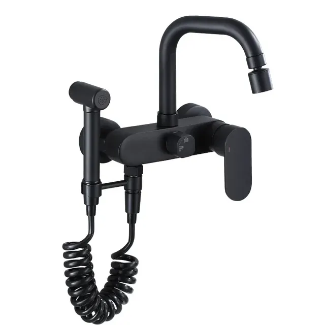 HOBathtub en laiton noir avec pommeau de douche – vue 3
