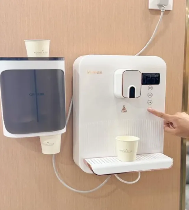 Distributeurs d'eau 220V