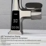 Mitigeur électronique contemporain angulaire noir mat… – vue 6
