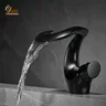 Robinets d'évier de centre commercial en laiton froid et… – vue 5