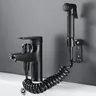 Robinet à poignée unique en laiton avec pommeau de douche – vue 2