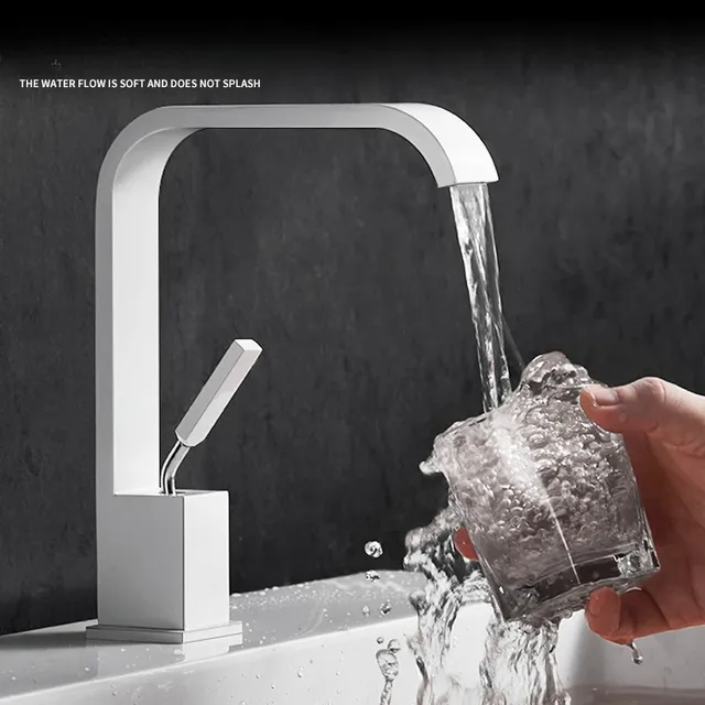Robinet cascade de salle de bains entièrement en cuivre – vue 3
