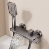 Robinet de baignoire cascade de salle de bains – vue 2