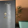 Ensemble de douche rond en laiton mat brossé – vue 2