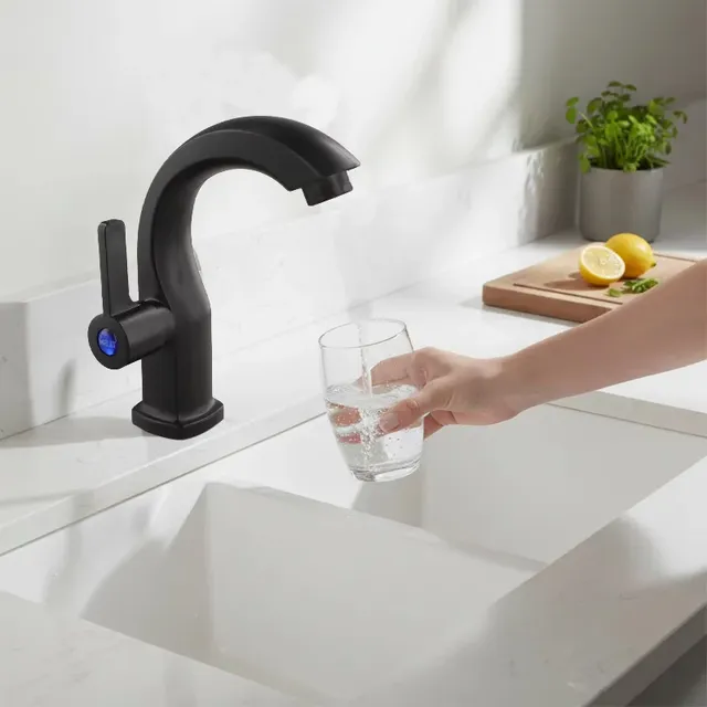 Robinet de lavabo de salle de bains – vue 3