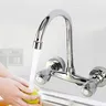 Robinets de lavabo d'eau chaude et froide muraux à… – vue 2