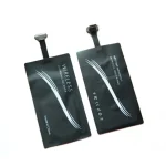 récepteur charge sans fil microUSB typeC slim adhésif noir portable ultrafin léger résistant chaleur humidité anticorrosion efficace 75pourcent compatibilité Qi