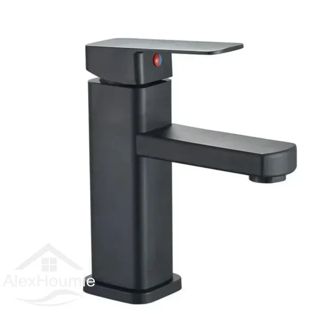 Robinet d'eau de salle de bains – vue 2