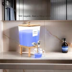 distributeur robinet plastique acrylique transparent bambou couvercle chromé dosage précis niveau visible minimaliste scandinave rechargeable buanderie savon lessive adoucissant esthétique