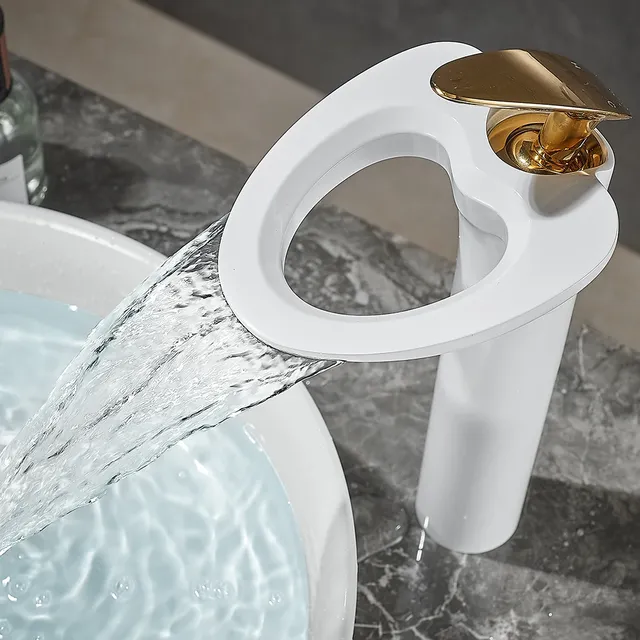 Robinet d'eau froide et chaude à trou unique – vue 6