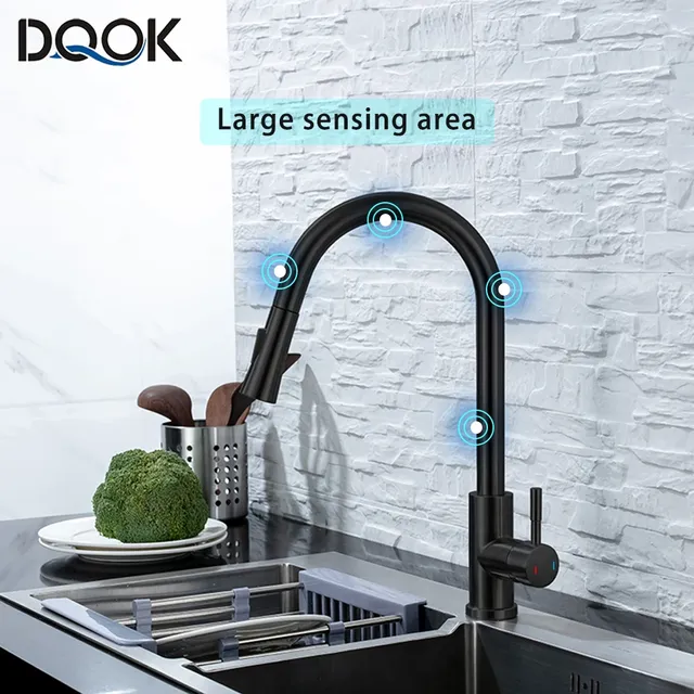Robinet de cuisine noir à capteur extractible – vue 2