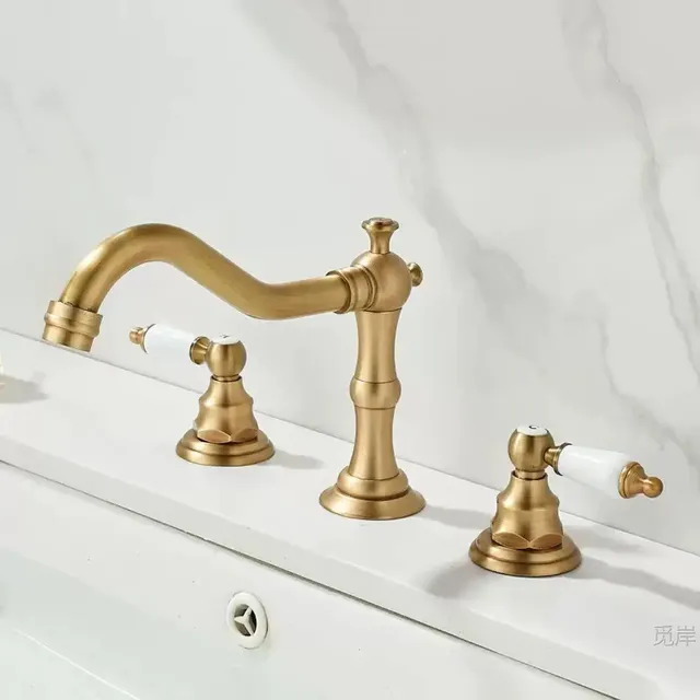 Robinet d'eau chaude et froide de luxe – vue 5