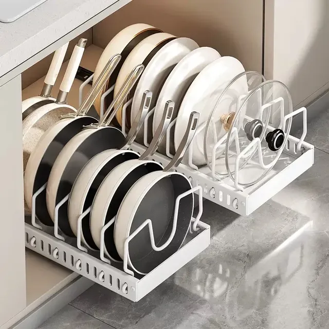 Organisateur de casseroles et poêles sous l'armoire – vue 3