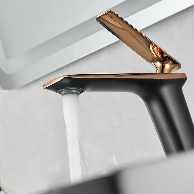 Robinets de lavabo en or Rose noir – vue 5