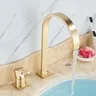 Robinet de bassin doré brossé à poignée unique – vue 3
