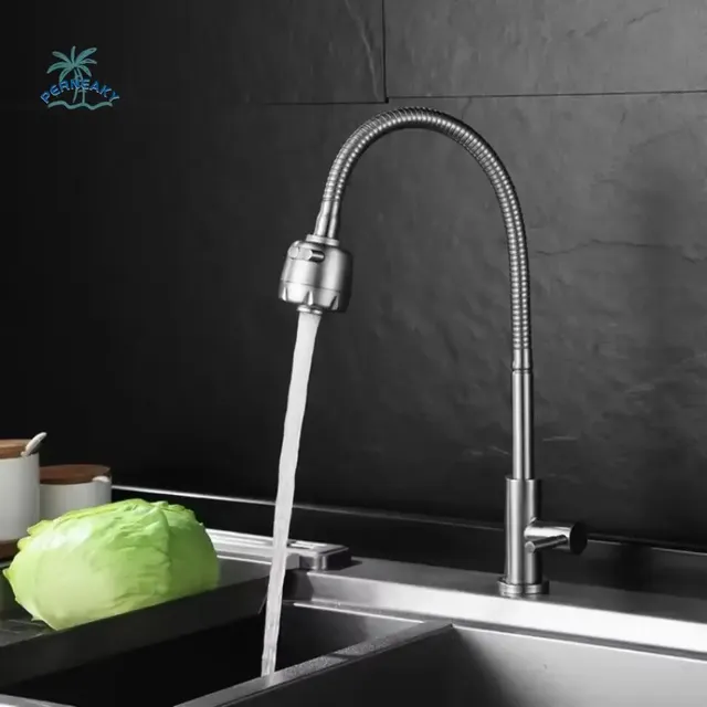 Robinet de cuisine rotatif